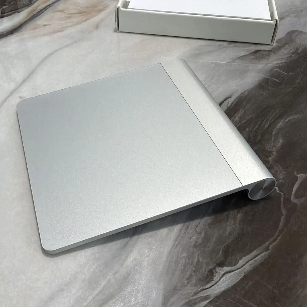 Genuine Apple Magic Trackpad 1st Gen Model A1339 Silver w/ Original Box & Manual